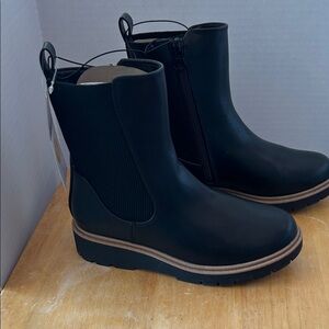 Black Winter Boots